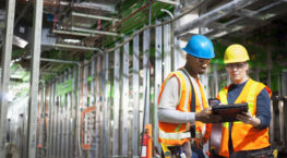 construction contractors mitigate risk