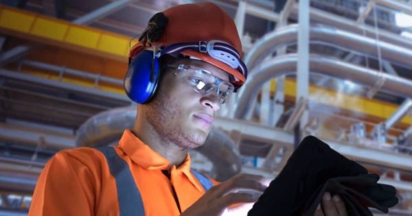an overview of the benefits of field service management